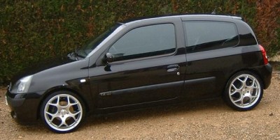 oliversam_1103045956_clio_112_cv_03[1].jpg
