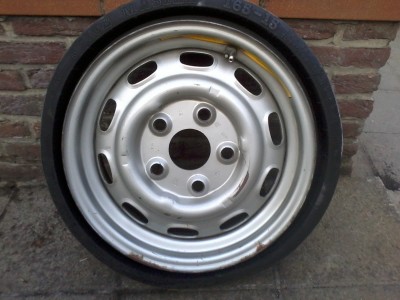 roue secours.jpg