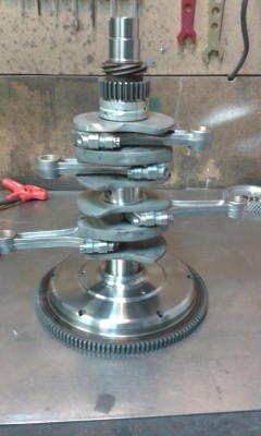 20151105_173251.jpg (54.4 Kio) Vu 18036 fois L'ensemble avec son volant forgé 200mm