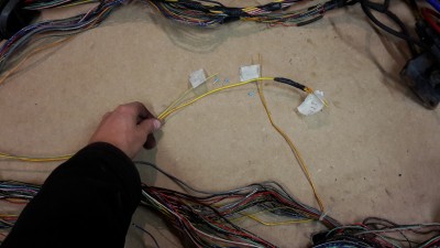 Sur cette même partie, il y aura du +12v à amener