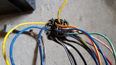 20160921_090720.jpg (1.37 Mio) Vu 5153 fois Comme c'est le cas ici, le blanc/rouge et le bleu/vert à gauche.