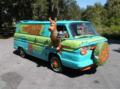 1961-chevy-corvair-95-van-scooby-doo-mystery-machine-rust-free-show-car-1.JPG