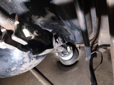 20240324_122026.jpg (1010.32 Kio) Vu 2617 fois Bosselage revu pour passage du cardan de direction. C'est short!