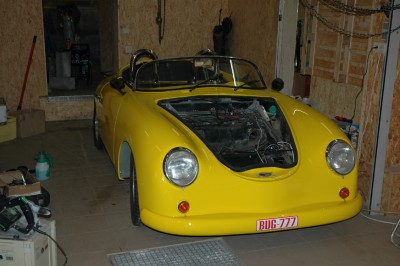 Caisse-montée.jpg (66.25 Kio) Vu 9411 fois La caisse est enfin remontée, quel plaisir de la revoir sur ses roues après plusieurs mois au plafond!