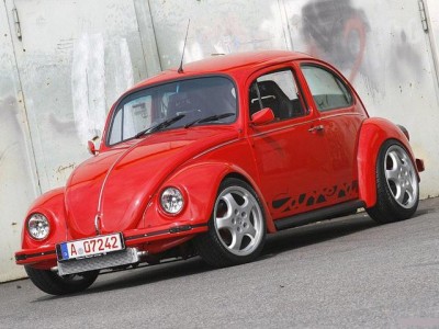 4ccccd55aa.jpg (57.11 Kio) Vu 9851 fois j hesite ............... je sais pas encore <br />porche ont sortis un rouge sang pas mal mais tron fonsser pour moi