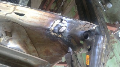 17072011173.JPG (60.21 Kio) Vu 56642 fois "longeron"