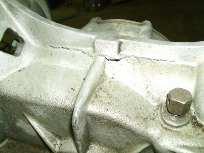 gl IMGP0195.jpg (102.97 Kio) Vu 3232 fois Je crois avoir trouvé d’où vient l'huile de boite