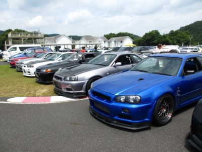 Bon et biensur de la vraie japonaise a la fast &amp; furious sinon ca serait pas vraiment le Japon!!!